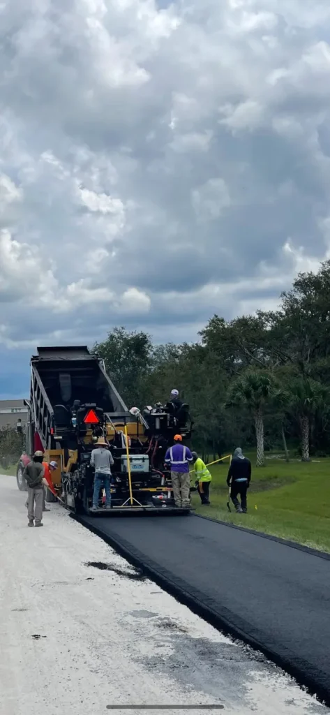 Wet-Weather Paving – When to Push, When to Pause in Florida’s Rainy Season